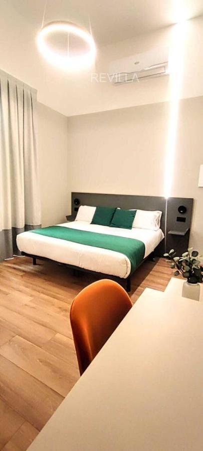 Hostal Anton Martin Madrid Exterior photo