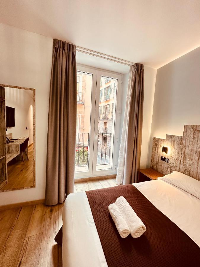Hostal Anton Martin Madrid Exterior photo